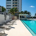 3Br Luxury Oceanfront Apt W/ Pool, Gym & Views!