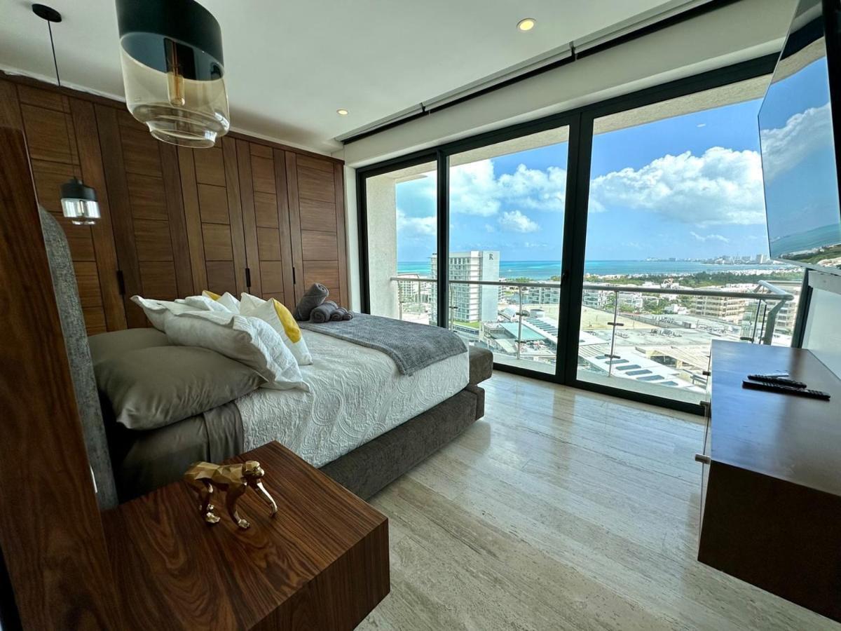 3br Luxury Oceanfront W/ Pool, Gym & Views! * Cancun